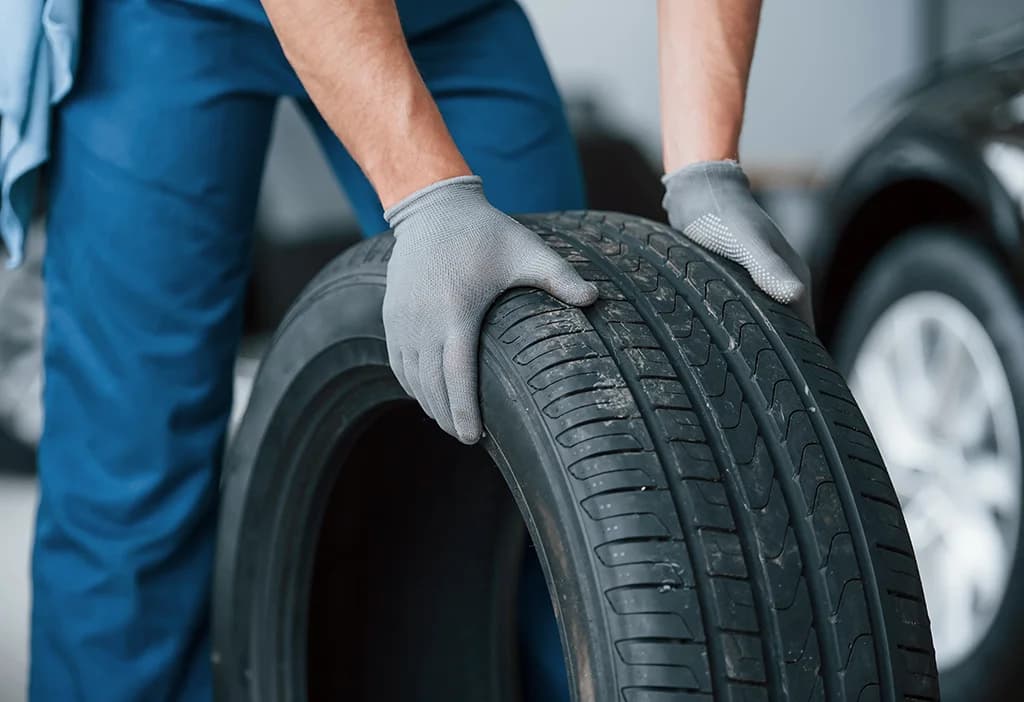 Pollution Risks Associated with Electric Vehicle Tires