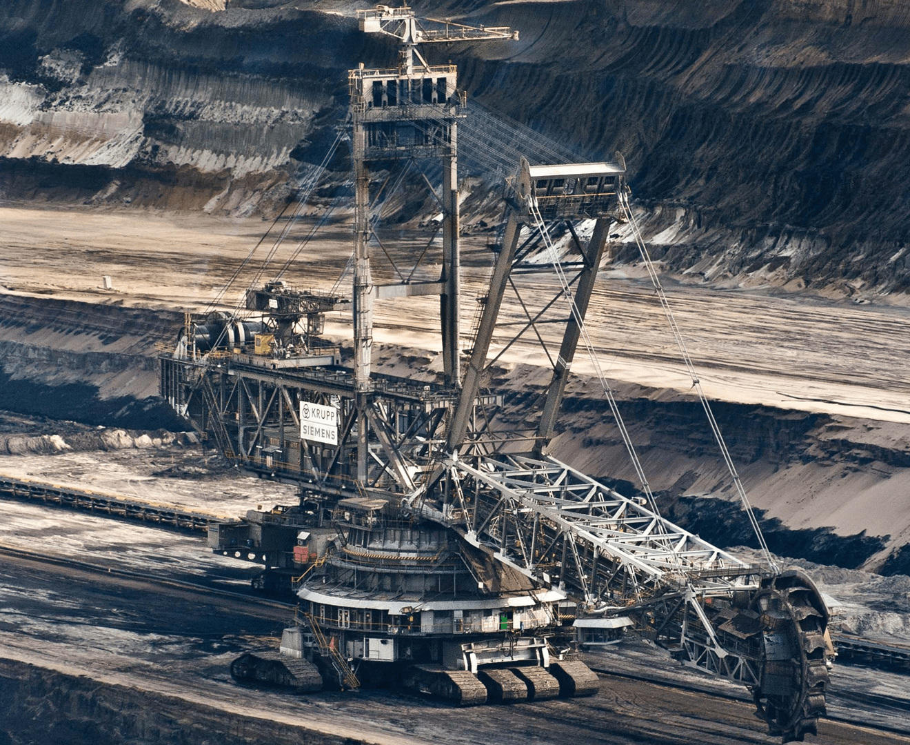 Chinese Needs Create Deals at Worlds Biggest Coal Conference