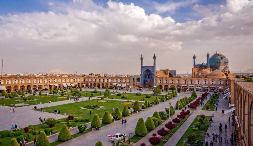 Iran's 69% Inflation Rate: What It Means for Pharmaceutical Chemical Trade Through Hormuz