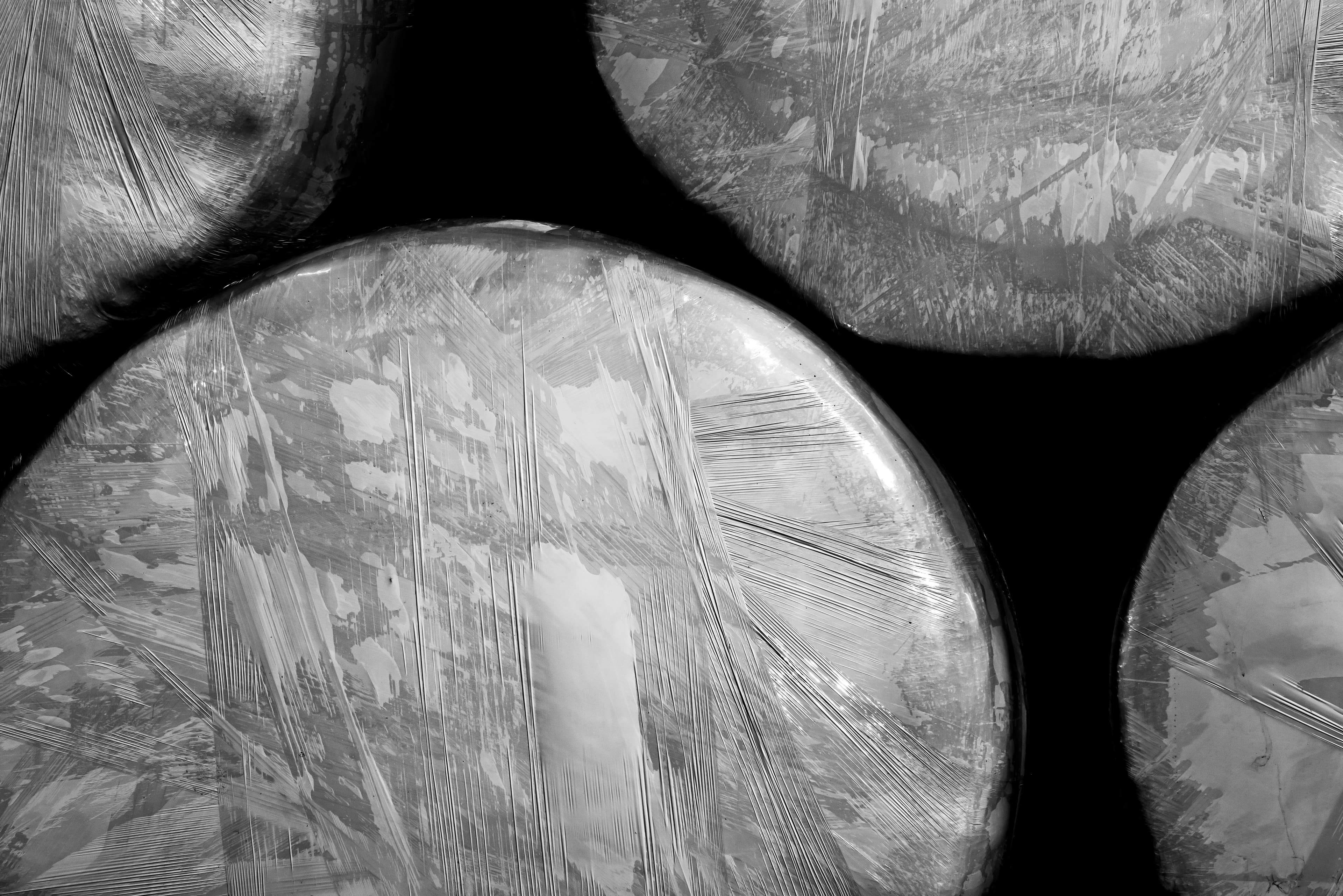 Polyethylene Grades Explained: HDPE, LDPE, LLDPE, and mLLDPE — What Buyers Need to Know