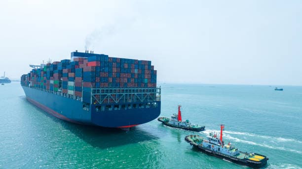 Các vụ đánh chặn tàu cuối tuần của Iran gây chấn động qua hàng hải Hormuz