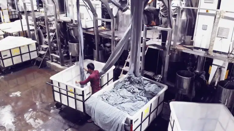 Hóa chất dệt may: Nhu cầu Bangladesh và Việt Nam giữ nguyên khi chuỗi cung ứng thời trang nhanh điều chỉnh