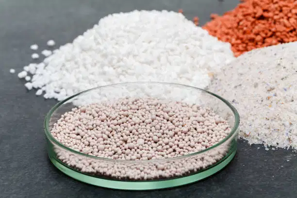 Phụ gia vi quyển cắt sợi và sử dụng năng lượng trong sản xuất bìa